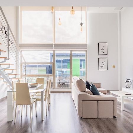 El Ventero Apartment - Elegante Apt Para 5 Con Terraza, Wi-Fi Y Aparcamiento En La Calle Camarma de Esteruelas Ngoại thất bức ảnh