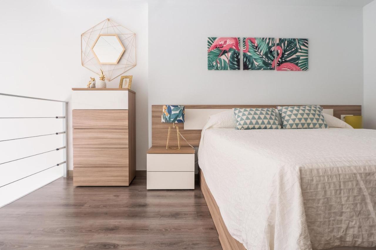 El Ventero Apartment - Elegante Apt Para 5 Con Terraza, Wi-Fi Y Aparcamiento En La Calle Camarma de Esteruelas Ngoại thất bức ảnh